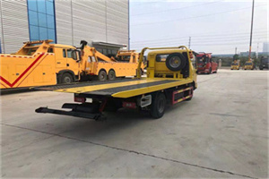 灞桥非事故拖车